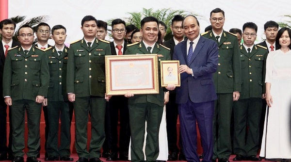 Chủ tịch nước trao Giải thưởng Hồ Chí Minh cho 02 công trình trong lĩnh vực quân sự, quốc phòng