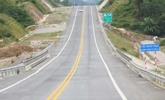 Đề xuất mở rộng đoạn cao tốc Yên Bái - Lào Cai lên 04 làn xe