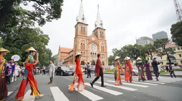 TP. Hồ Chí Minh: Du lịch khởi sắc trở lại