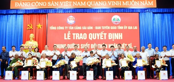 Tổng công ty Tân cảng Sài Gòn nhận phụng dưỡng thân nhân liệt sĩ tại Gia Lai