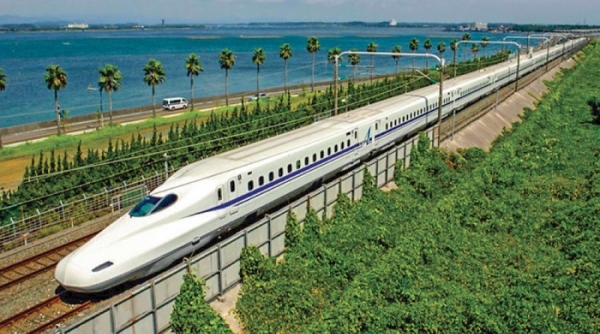 Dự án đường sắt tốc độ cao Bắc - Nam dự kiến 58,71 tỷ USD sẽ được trình Bộ Chính trị, Ban Bí thư vào tháng Chín tới