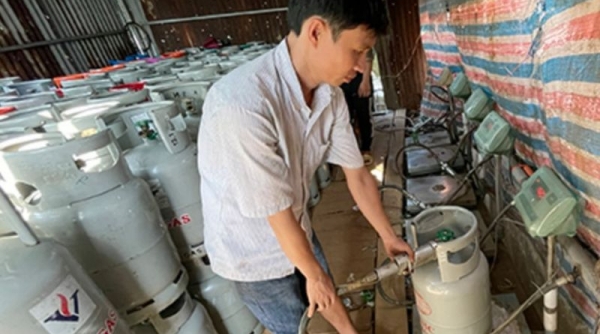 Phát hiện xưởng sang chiết gas trái phép quy mô lớn tại tỉnh Đồng Nai