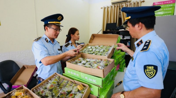 Bắc Giang: Tạm thu giữ hơn 5.000 chiếc bánh trung thu không rõ nguồn gốc xuất xứ