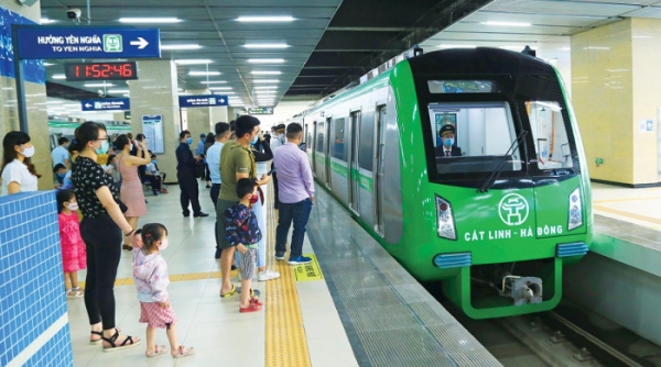 Đường sắt đô thị Cát Linh - Hà Đông lập kỷ lục mới đạt hơn 55.000 lượt khách đi tàu ngày 02/09