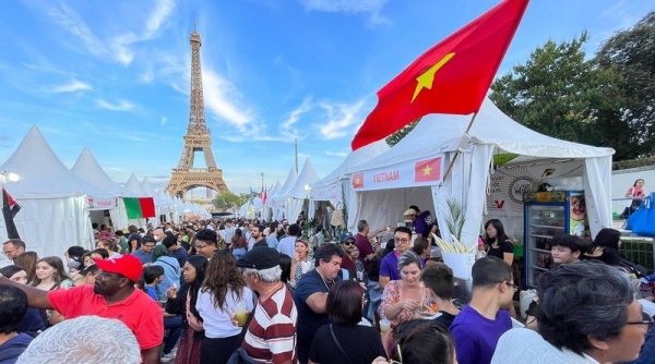Hương vị Việt giữa Làng ẩm thực quốc tế tại Paris