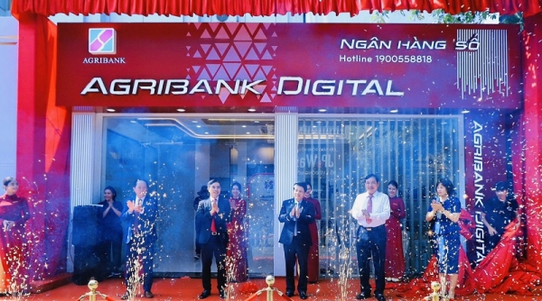 Dịch vụ ngân hàng số 24/7 của Agribank chính thức khai trương