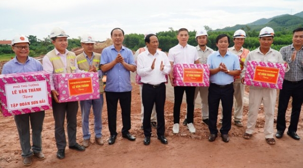 Đến ngày 30/10/2022 thông xe toàn tuyến cao tốc Cam Lộ- La Sơn