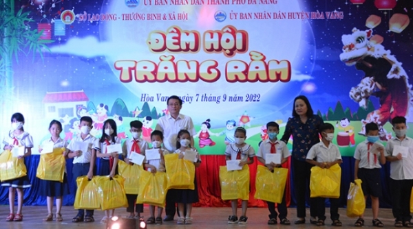 Đà Nẵng: Tặng quà Trung thu cho hàng nghìn em nhỏ có hoàn cảnh đặc biệt khó khăn