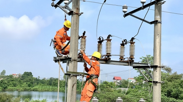 PC Hưng Yên chủ động các biện pháp đảm bảo cung cấp điện an toàn mùa mưa bão