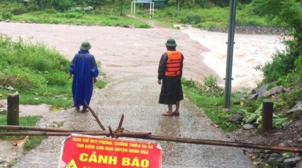 Quảng Bình: Nhiều đoạn đường khu vực biên giới bị ngập và chia cắt