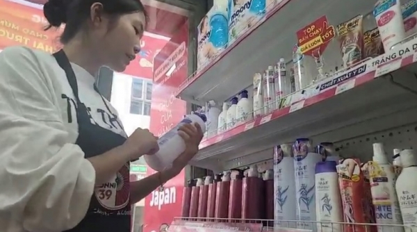 Hà Nội: Chuỗi siêu thị Nhật Bản Konni39 bán một số hàng hóa nước ngoài không tem nhãn phụ tiếng Việt