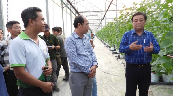 Bộ trưởng Bộ Nông nghiệp và Phát triển Nông thôn thăm nông trường WinEco Củ Chi