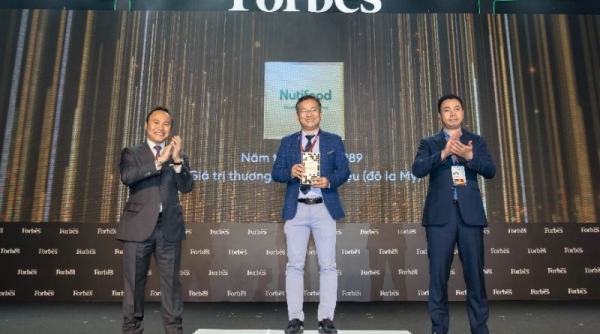 Nutifood được Forbes vinh danh Top 25 thương hiệu F&B dẫn đầu thị trường 2022