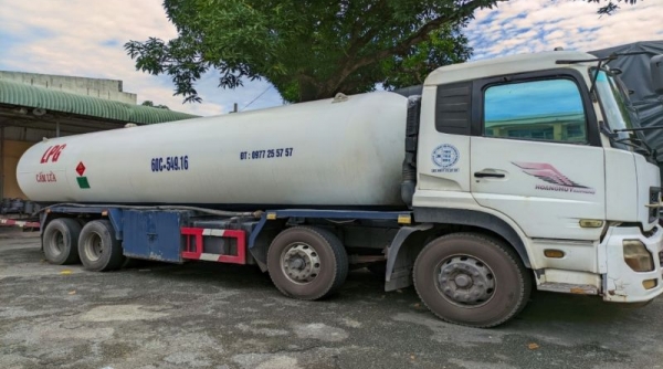 Quản lý thị trường Đồng Nai phát hiện xe bồn vận chuyển 4.090 kg khí LPG không rõ nguồn gốc xuất xứ