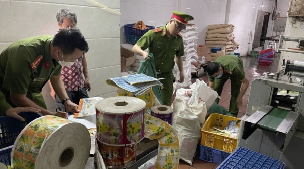 Bắc Giang: Phát hiện cơ sở sản xuất và buôn bán kem Tràng Tiền giả