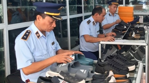 Cục Quản lý thị trường Lạng Sơn tăng cường chống buôn lậu, hàng giả