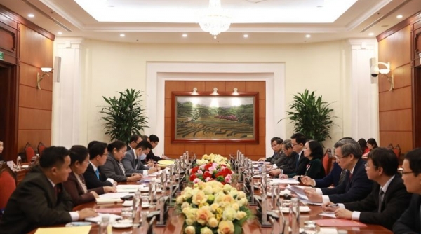 Trưởng Đoàn đại biểu cấp cao Ban Tổ chức Trung ương Đảng NDCM Lào đang có chuyến thăm tại Việt Nam
