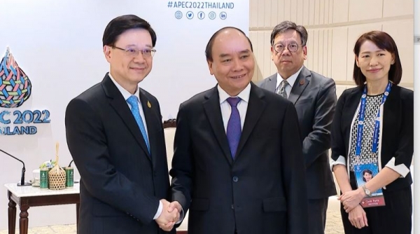 Chủ tịch nước Nguyễn Xuân Phúc tiếp xúc song phương bên lề Tuần lễ Cấp cao APEC 2022