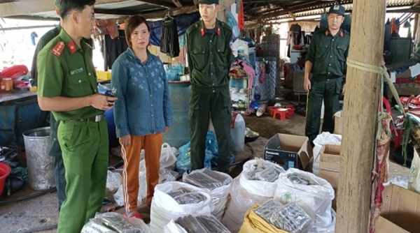 Triệt phá đường dây mua bán gần 1 tấn thuốc nổ, hơn 400 viên đạn tại Quảng Nam