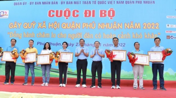 THACO AUTO trao 500 triệu đồng cho người khó khăn tại Quận Phú Nhuận, TP. HCM