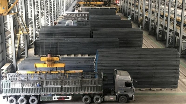 Hòa Phát vừa ký hợp đồng xuất khẩu lô hàng 10.000 tấn thép dây cuộn sang Châu Âu