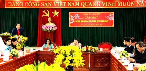 Thành ủy Lạng Sơn gặp mặt các cơ quan báo chí nhân dịp Xuân Quý Mão 2023