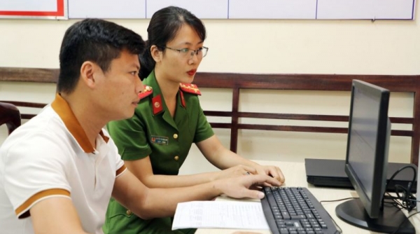 Bắc Ninh yêu cầu 100% cán bộ, công chức, viên chức, lực lượng vũ trang thực hiện dịch vụ công trực tuyến