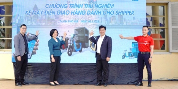Thừa Thiên Huế khởi động chương trình xe máy điện giao hàng dành cho shipper