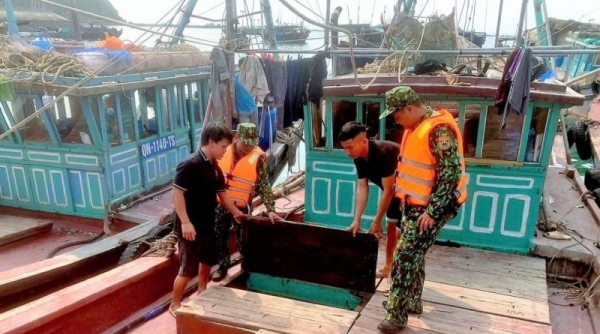 Bắt giữ 06 tàu khai thác thủy sản trái phép tại Quảng Ninh