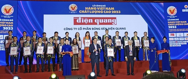 Điện Quang giữ vững danh hiệu Hàng Việt Nam chất lượng cao