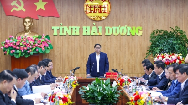 Thủ tướng Phạm Minh Chính làm việc với Ban Thường vụ Tỉnh ủy Hải Dương