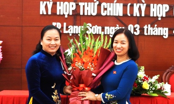 Bà Nông Bích Diệp được bầu giữ chức Chủ tịch HĐND thành phố Lạng Sơn