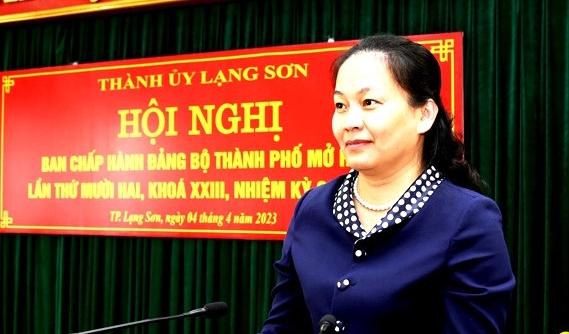 Thành ủy Lạng Sơn tổ chức Hội nghị Ban Chấp hành lần thứ mười hai