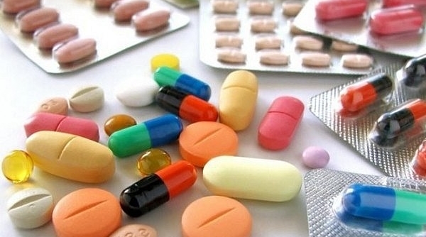 Bộ Y tế ngừng tiếp nhận hồ sơ cấp phép NK thuốc, nguyên liệu làm thuốc của 3 DN