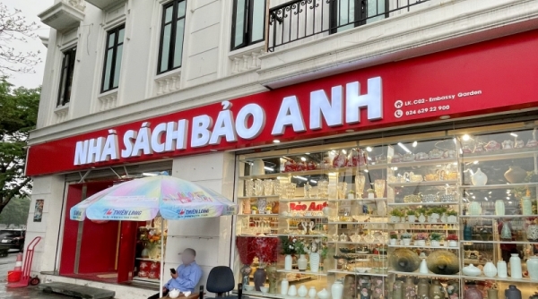 Nhà sách Bảo Anh: Bày bán hàng hoá không tem nhãn phụ Tiếng Việt theo quy định
