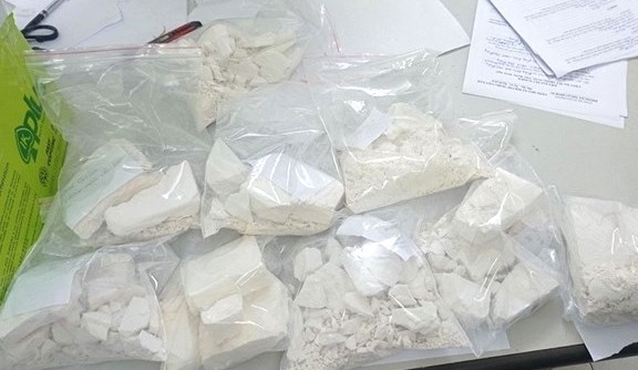 Hải Phòng bắt giữ 2 đối tượng vận chuyển 9 bánh heroin