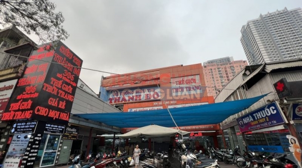 Bán hàng hoá không tem nhãn phụ, “nhái” thương hiệu nổi tiếng, siêu thị Thành Đô tại Hà Nội “im lặng”