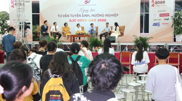 Học viện Báo chí và Tuyên truyền tổ chức Ngày hội tư vấn tuyển sinh, hướng nghiệp