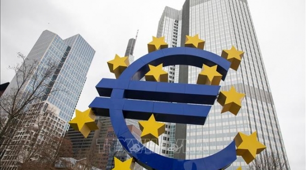 ECB tăng lãi suất lần thứ bảy liên tiếp