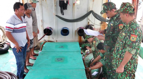 Bộ đội Biên phòng tỉnh Cà Mau: Bắt giữ gần 20.000 lít dầu DO không rõ nguồn gốc