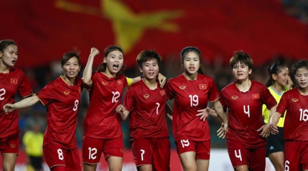 THACO tặng 1 tỷ đồng Đội tuyển Bóng đá nữ Việt Nam