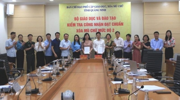 Xem xét, ban hành quyết định công nhận tỉnh Quảng Ninh đạt chuẩn xóa mù chữ mức độ 2