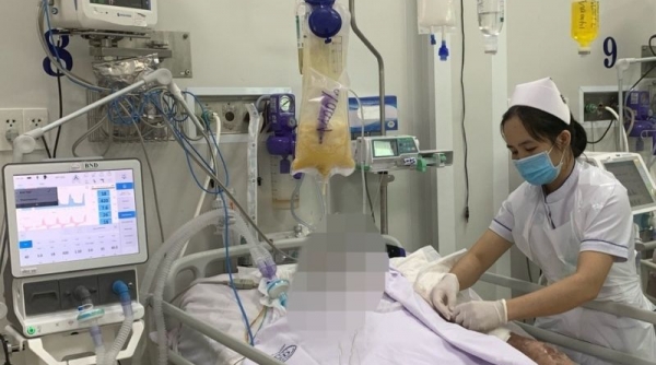 TP. Hồ Chí Minh: Chỉ đạo đảm bảo tính mạng cho bệnh nhân ngộ độc botulinum