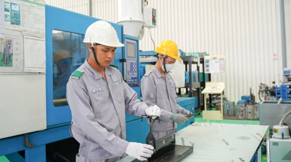 Xưởng nhựa – Nhà máy linh kiện nhựa tích cực nghiên cứu, cải tiến nâng cao hiệu quả sản xuất