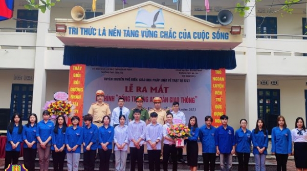 Quảng Ninh: Ra mắt mô hình “Cổng trường an toàn giao thông”