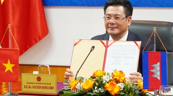 Ký Bản Thỏa thuận thúc đẩy thương mại song phương Việt Nam - Campuchia