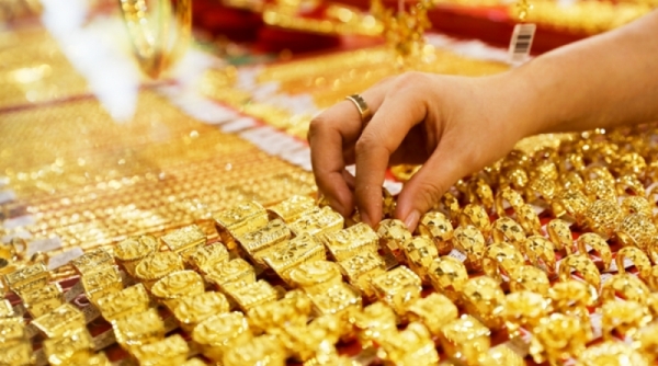 Giá vàng hôm nay 3/6: Vàng trong nước tăng, vàng SJC chạm mức 67,05 triệu đồng