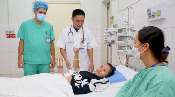 Bệnh viện Trung ương Huế cứu sống bệnh nhi nguy cơ tử vong