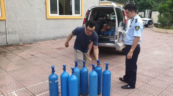 Hà Nội: Tạm giữ 48 bình khí N2O trên địa bàn huyện Thanh Trì