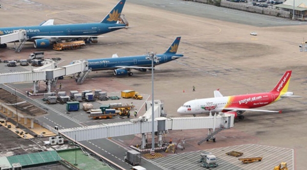 Bộ Giao thông vận tải yêu cầu tăng cường đảm bảo an toàn hàng không dịp cao điểm
